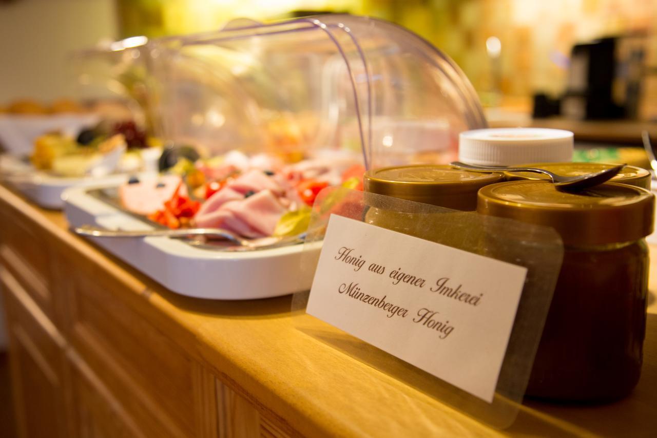 Beate'S Bed & Breakfast Munzenberg Ngoại thất bức ảnh